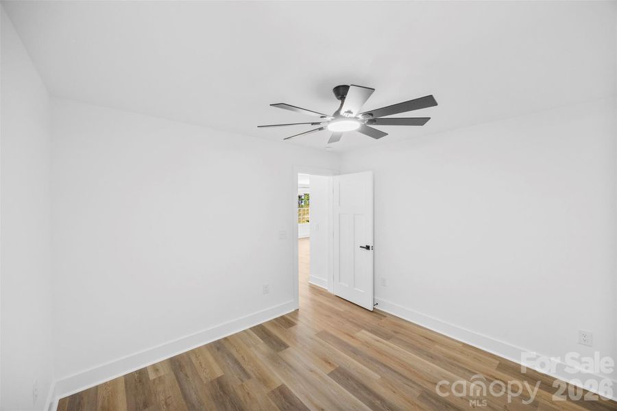 Spacious, unfurnished interior of a new home in , Salisbury (Image 25).