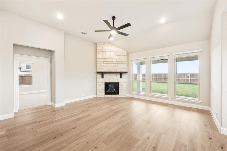 Spacious, unfurnished interior of a new home in Meraki, Forney (Image 37).