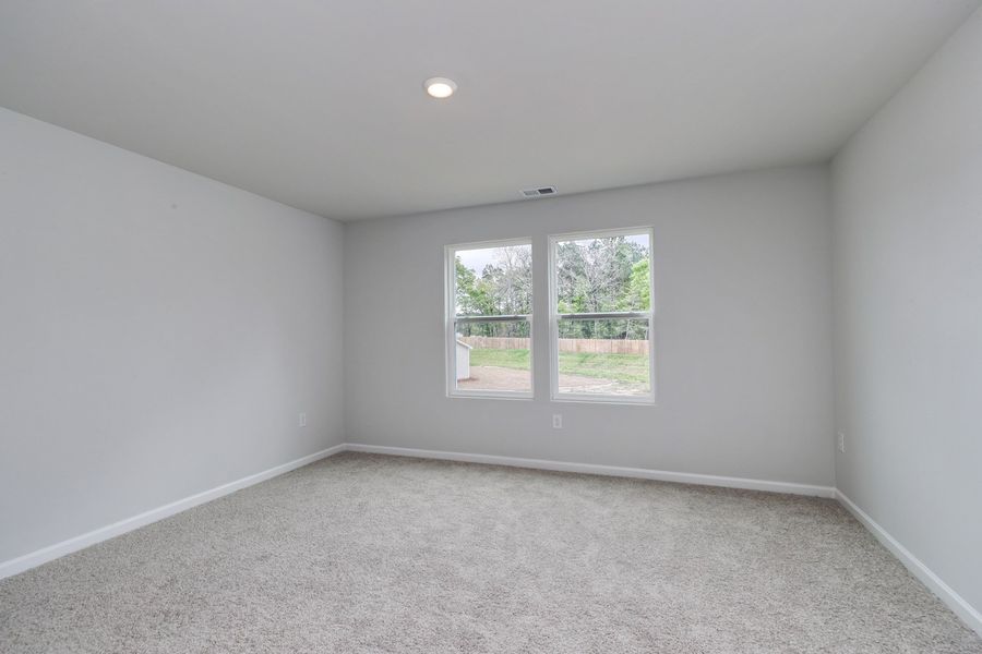 Spacious, unfurnished interior of a new home in Jordan Grove, Conway (Image 34).