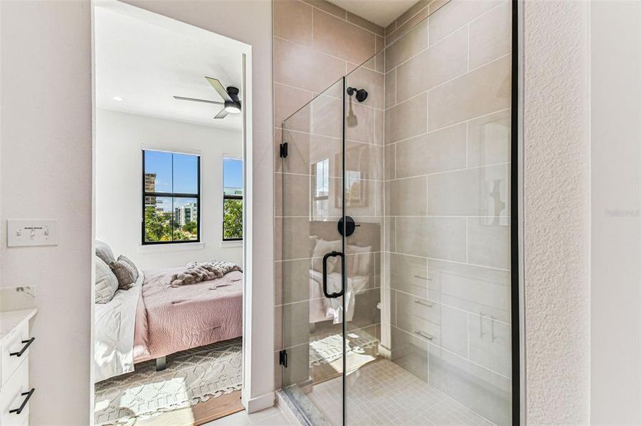 Furnished interior view inside a new home in Canvas City GWX, Tampa (Image 10).