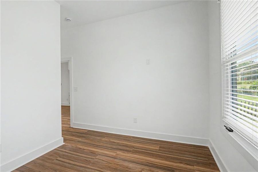 Spacious, unfurnished interior of a new home in , Atlanta (Image 39).