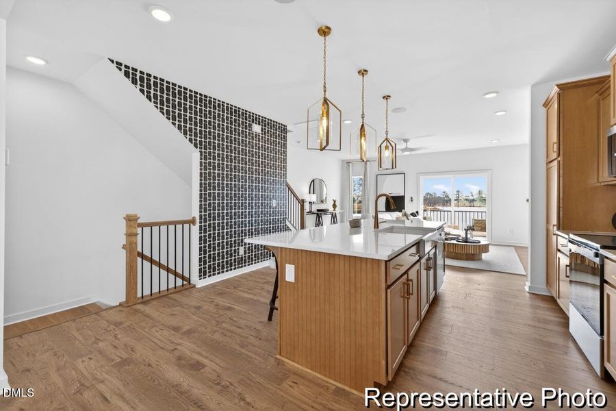 NDFT 39 Hollis TH 1970 A1 IO Model (4)-0 NDFT 39 Hollis TH 1970 A1 IO Model (4)-0