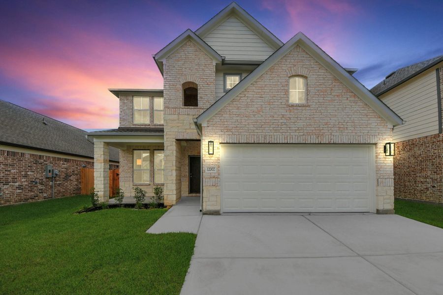 Welcome home to 12002 Maple Oak Drive located in Champions Oak and zoned to Klein ISD. Welcome home to 12002 Maple Oak Drive located in Champions Oak and zoned to Klein ISD.