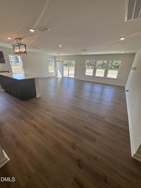 20250920_155435632_iOS