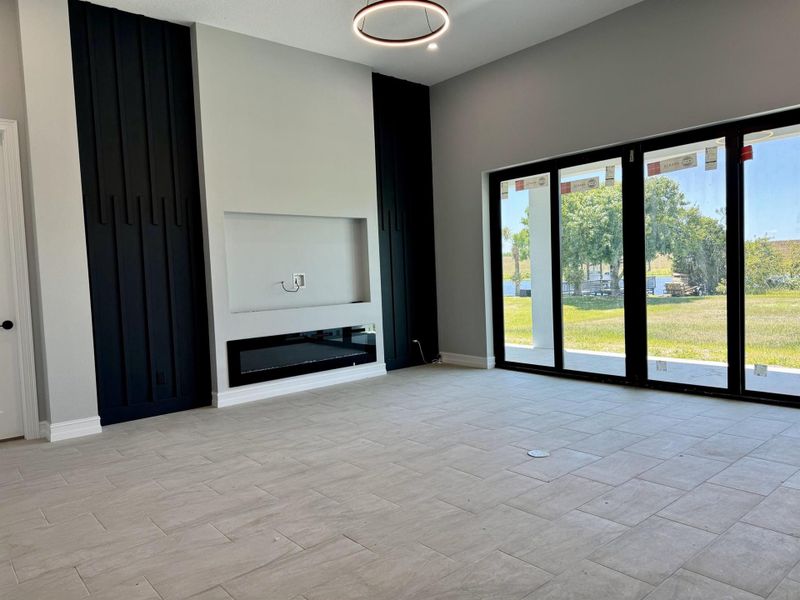 Spacious, unfurnished interior of a new home in , Okeechobee (Image 31).