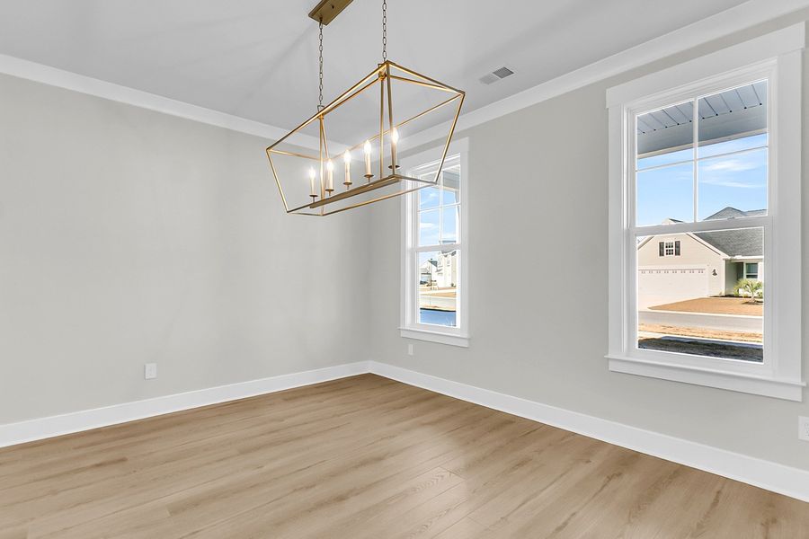 Spacious, unfurnished interior of a new home in Lochton, Summerville (Image 26).