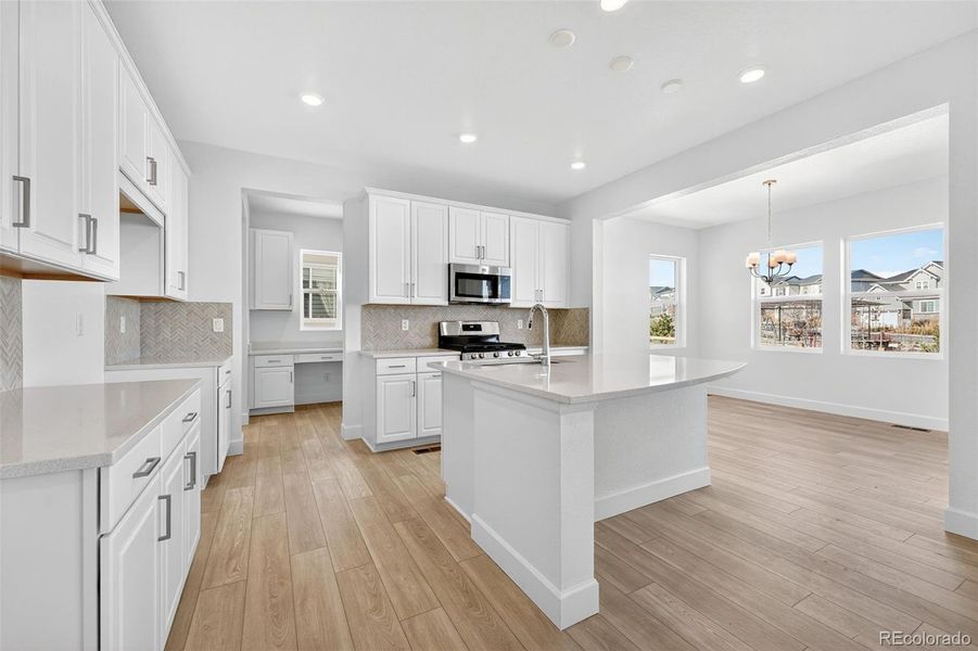 16507 W 92nd Place ~ Ready Now