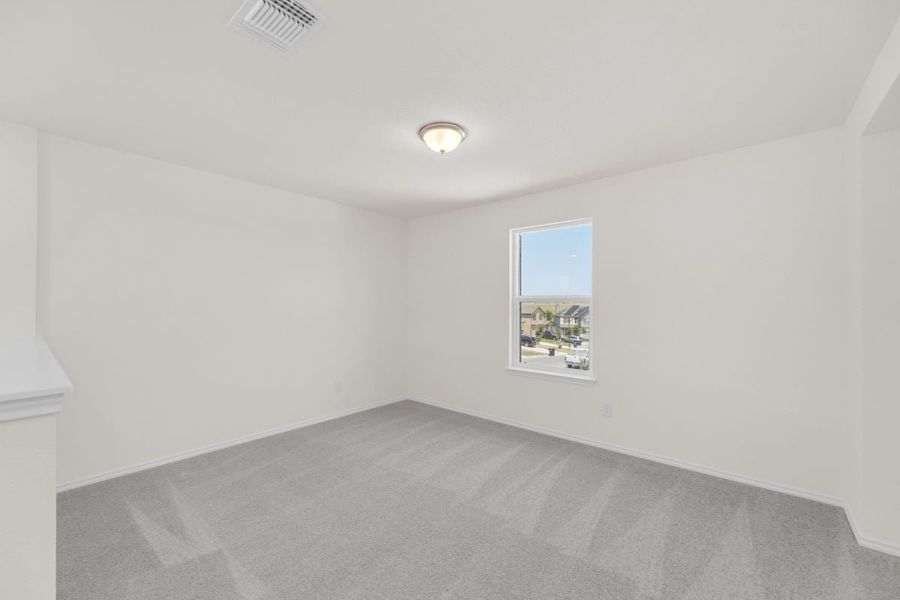 Spacious, unfurnished interior of a new home in Sonterra - Cool Water, Jarrell (Image 8).