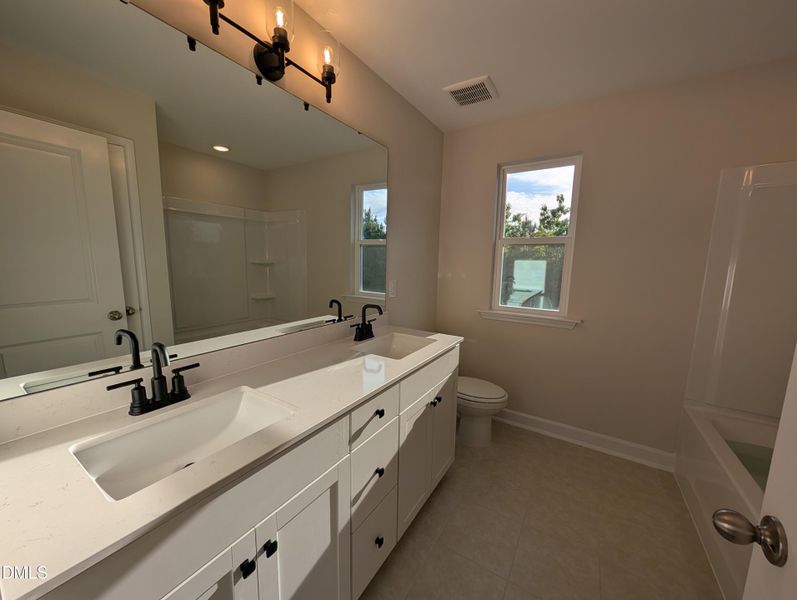 PXL_20260421_223304393.MP