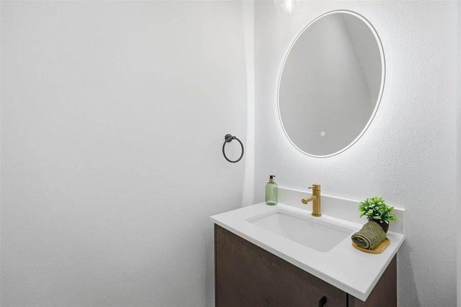 Furnished interior view inside a new home in , Dallas (Image 9).