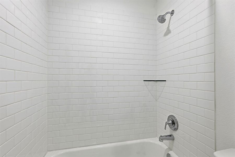 Close-up of interior finishes inside a home in Grand Central Park: 40ft. lots, Conroe (Image 20). Close-up of interior finishes inside a home in Grand Central Park: 40ft. lots, Conroe (Image 20).