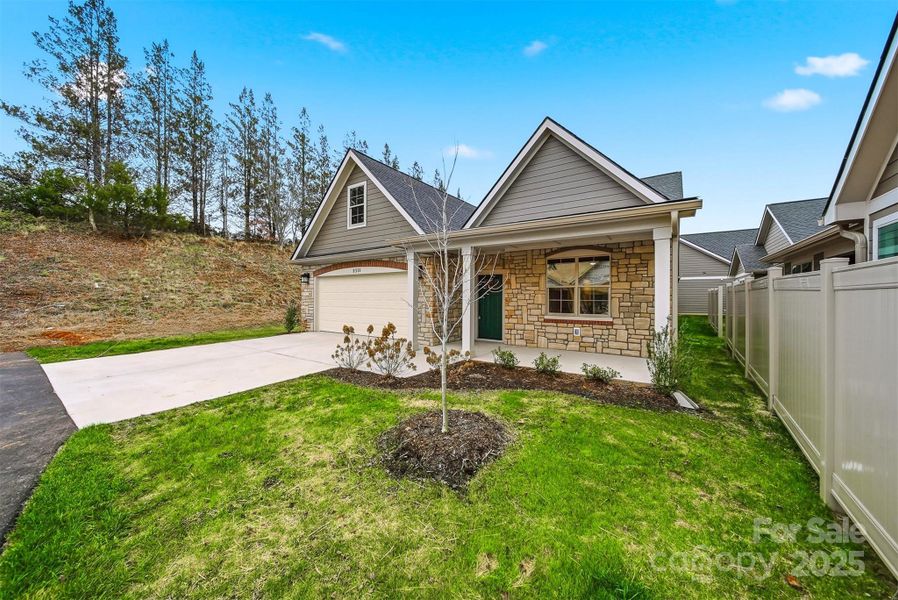 Front exterior of a new home in , Hickory, NC, highlighting curb appeal (Image 20). Front exterior of a new home in , Hickory, NC, highlighting curb appeal (Image 20).