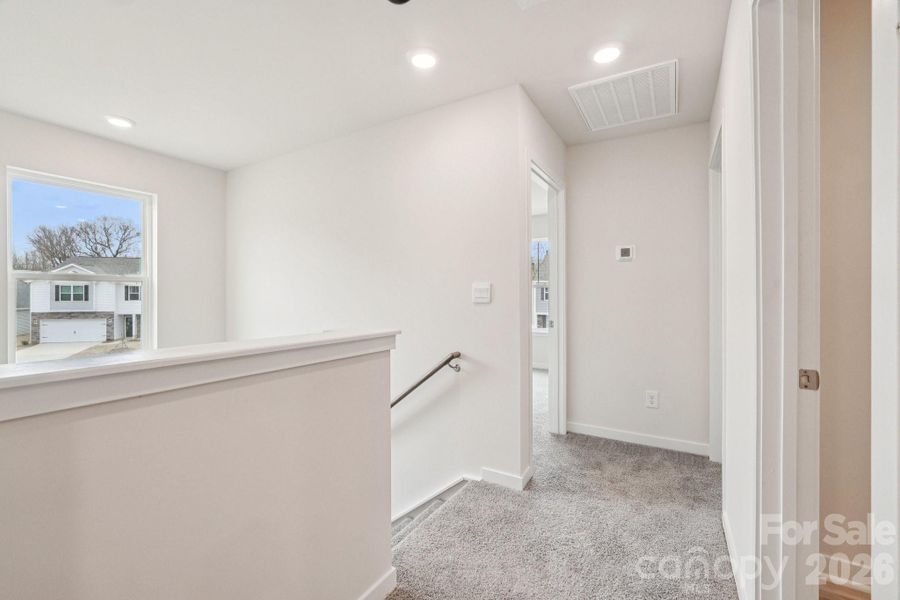 Spacious, unfurnished interior of a new home in Clark Creek Landing, Lincolnton (Image 25).