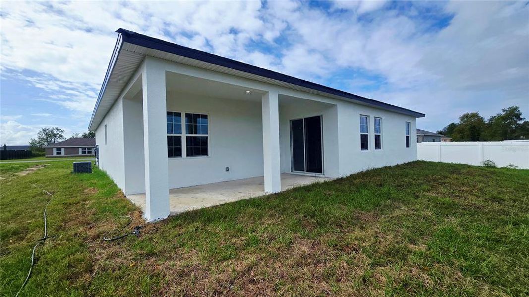 Exterior details and patio area of a home in , Ocala (Image 23).