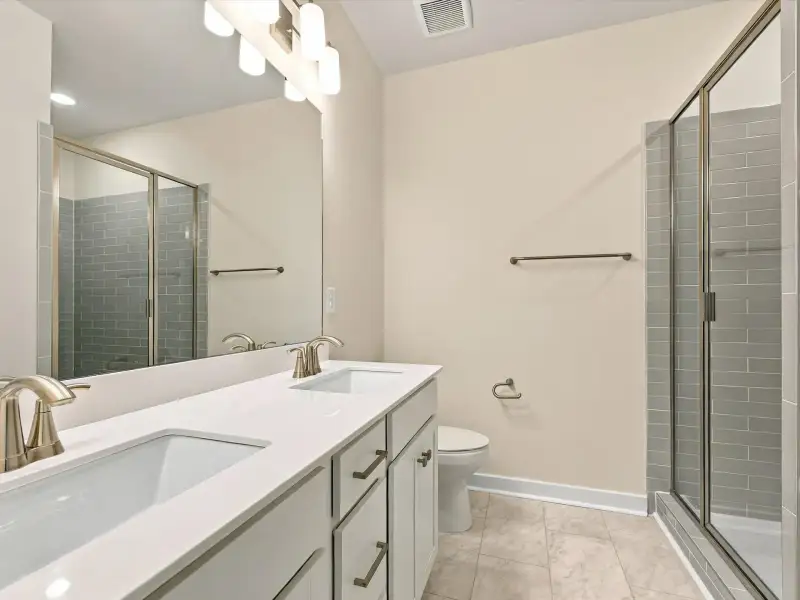Owner's Bath