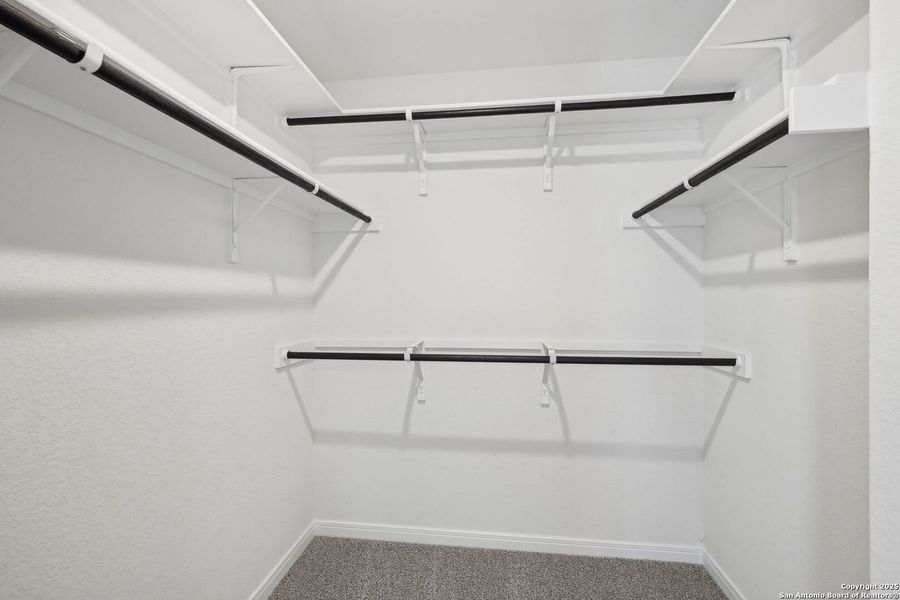 Spacious, unfurnished interior of a new home in Carmel Ranch, Schertz (Image 56).