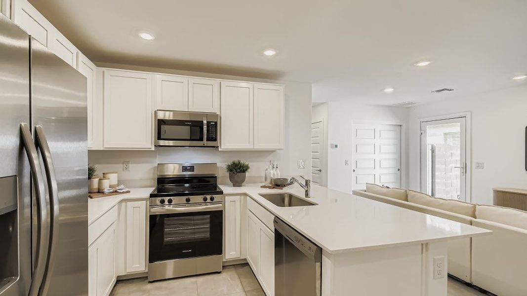 2241 Aspire Kitchen 2of4 F1 2241 Aspire Kitchen 2of4 F1