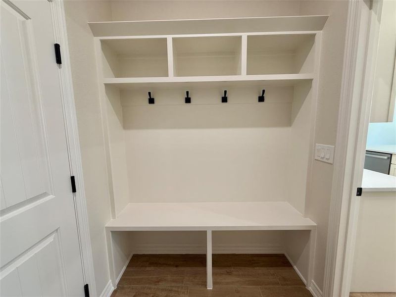 Furnished interior view inside a new home in , Lorena (Image 9).