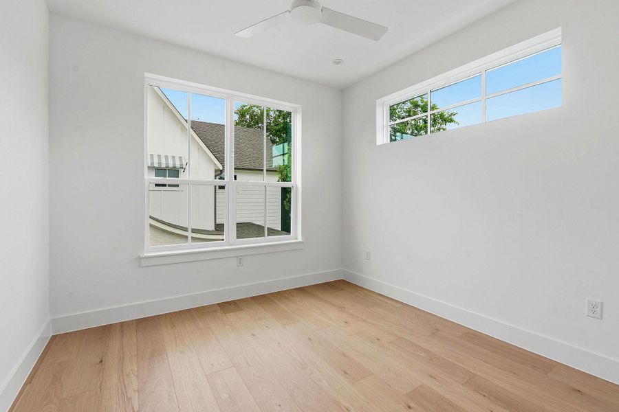 Spacious, unfurnished interior of a new home in , Austin (Image 20).