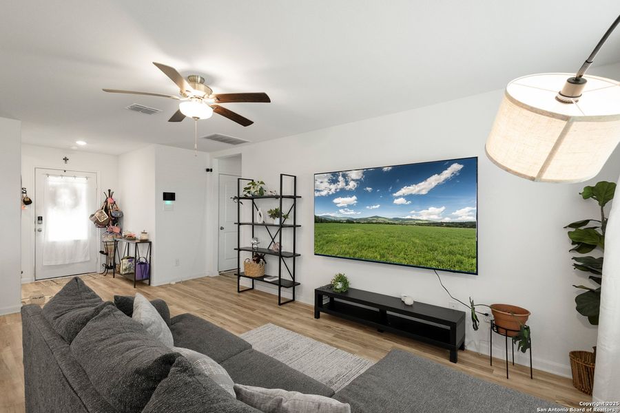 Furnished interior view inside a new home in Rosewood Estates, Lytle (Image 12).