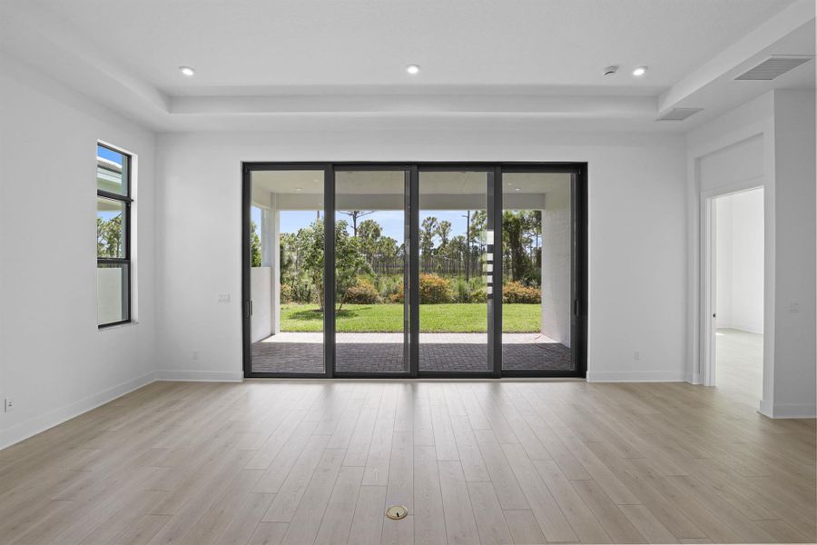Spacious, unfurnished interior of a new home in Cove Royale, Stuart (Image 18). Spacious, unfurnished interior of a new home in Cove Royale, Stuart (Image 18).