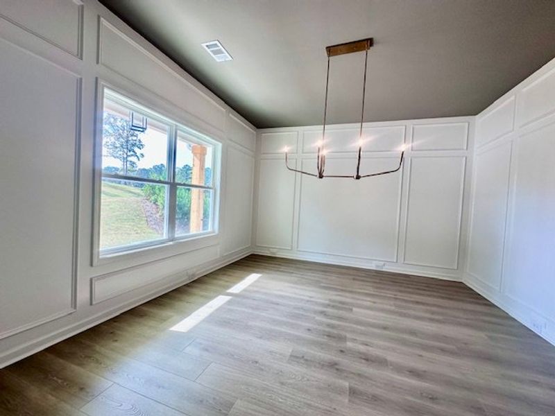 Spacious, unfurnished interior of a new home in Sagebrook, Newnan (Image 11).