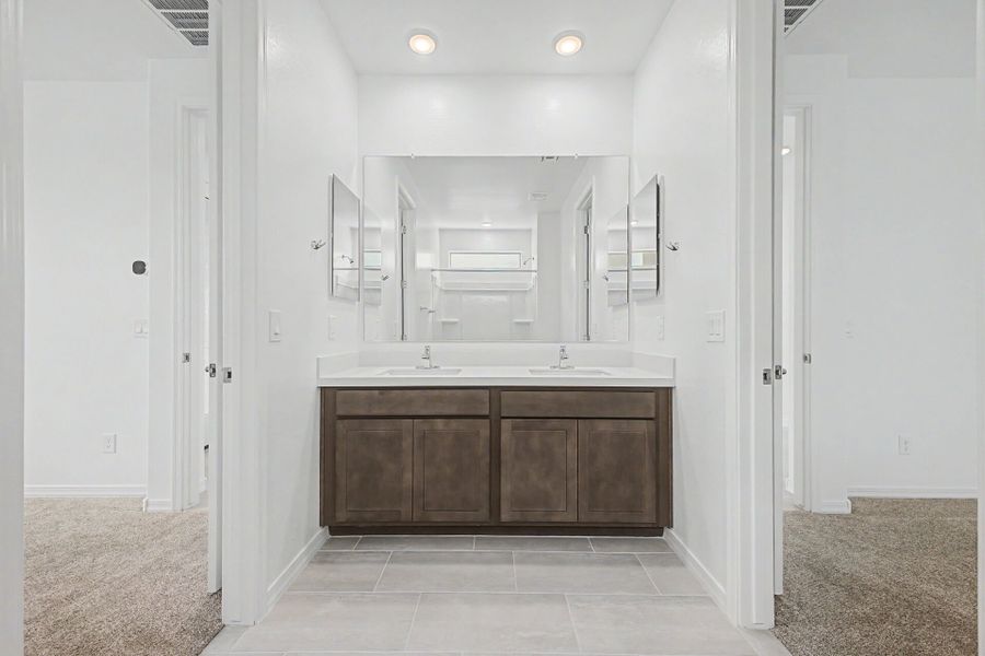 Furnished interior view inside a new home in Tierra Vistoso, Surprise (Image 5).