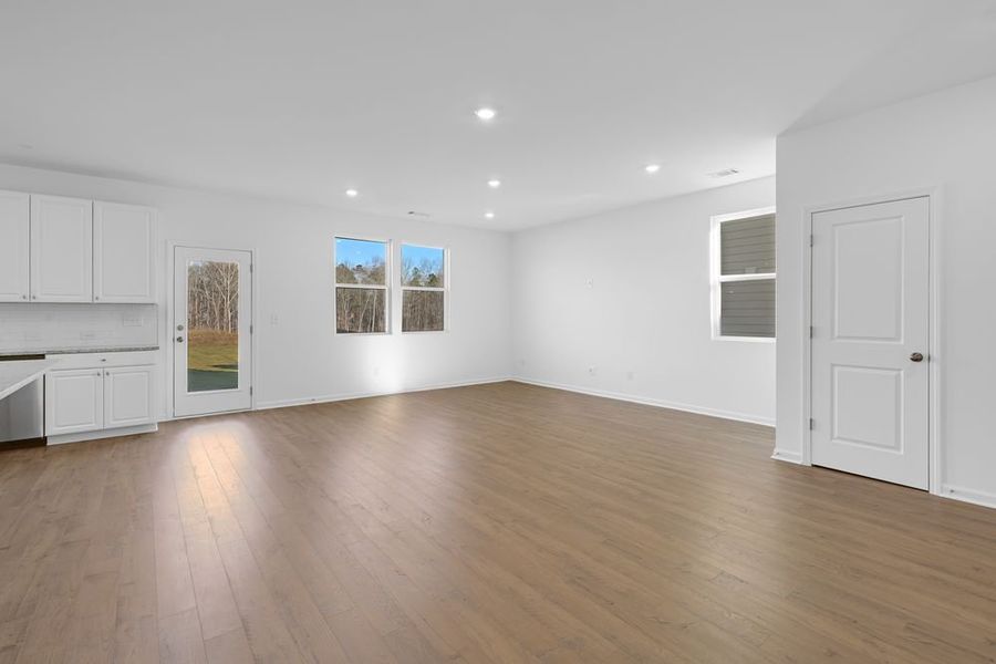 Representative unfurnished interior of a home built from the Denton by Taylor Morrison in Falls Creek, Flowery Branch (Image 15). Representative unfurnished interior of a home built from the Denton by Taylor Morrison in Falls Creek, Flowery Branch (Image 15).