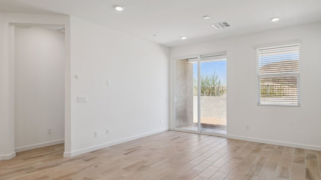 Spacious, unfurnished interior of a new home in The Buttes at Mystic, Peoria (Image 21). Spacious, unfurnished interior of a new home in The Buttes at Mystic, Peoria (Image 21).
