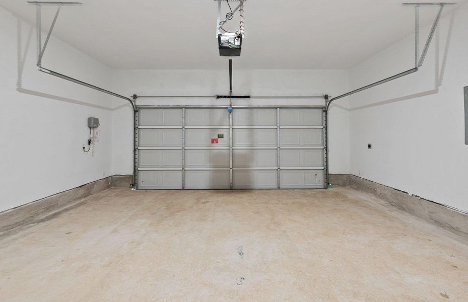 Image 38 of a home in Wolf Ranch.