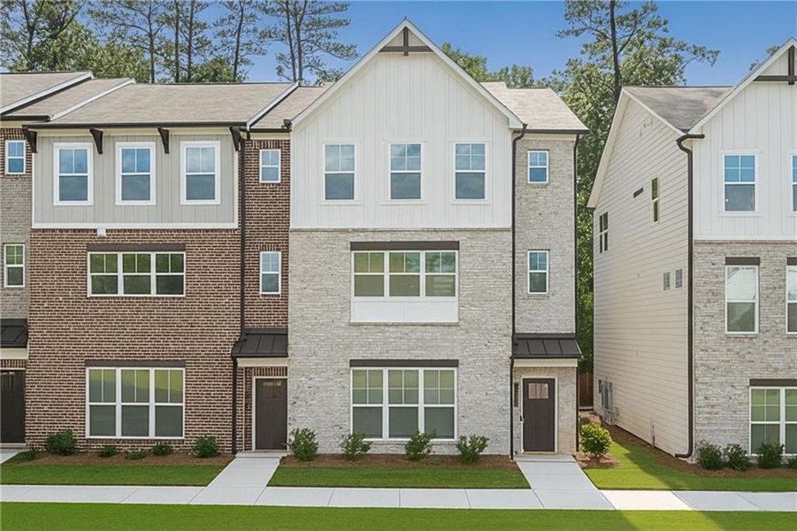 Image 34 of a home in Avondale Park: Townes.