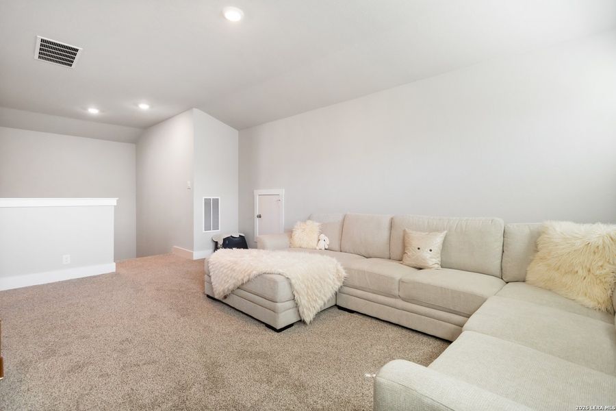 Furnished interior view inside a new home in Brookstone Creek, San Antonio (Image 15). Furnished interior view inside a new home in Brookstone Creek, San Antonio (Image 15).