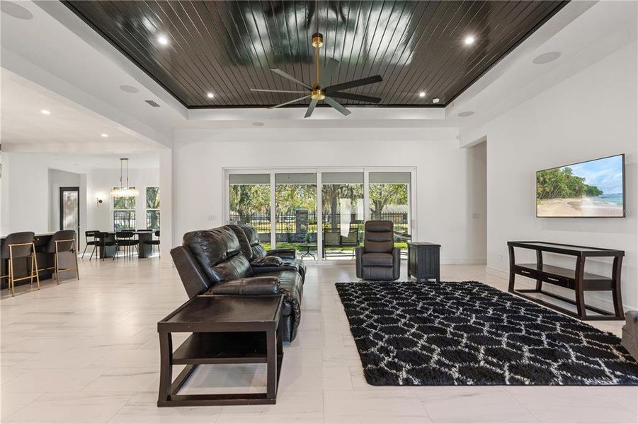 Community amenities in , Land O' Lakes (Image 61).