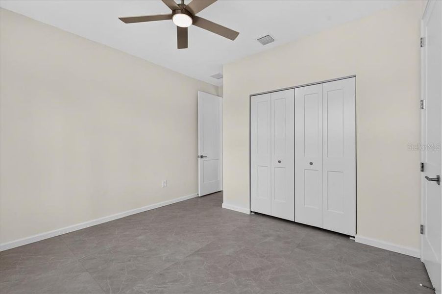 Spacious, unfurnished interior of a new home in , Seminole (Image 25).