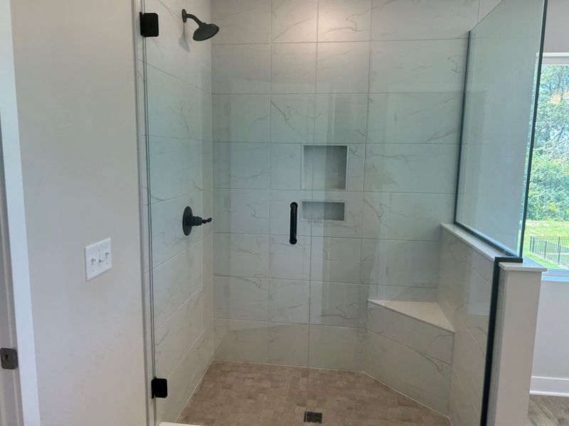 Representative interior finishes for a home built from the The Georgetown II by Norfolk Homes in Coronado Estates, Jackson (Image 20).