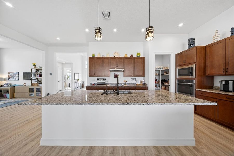 8629 SW Cantante Way 8629 SW Cantante Way
