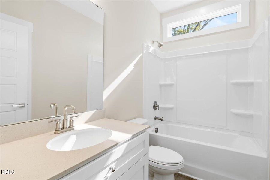 21-10393 S Spruce - Open Peek Media-21