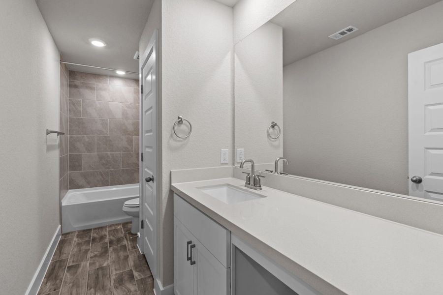 Representative furnished interior of a home built from the Majestic View II by View Homes in Skybrooke, Live Oak (Image 12).