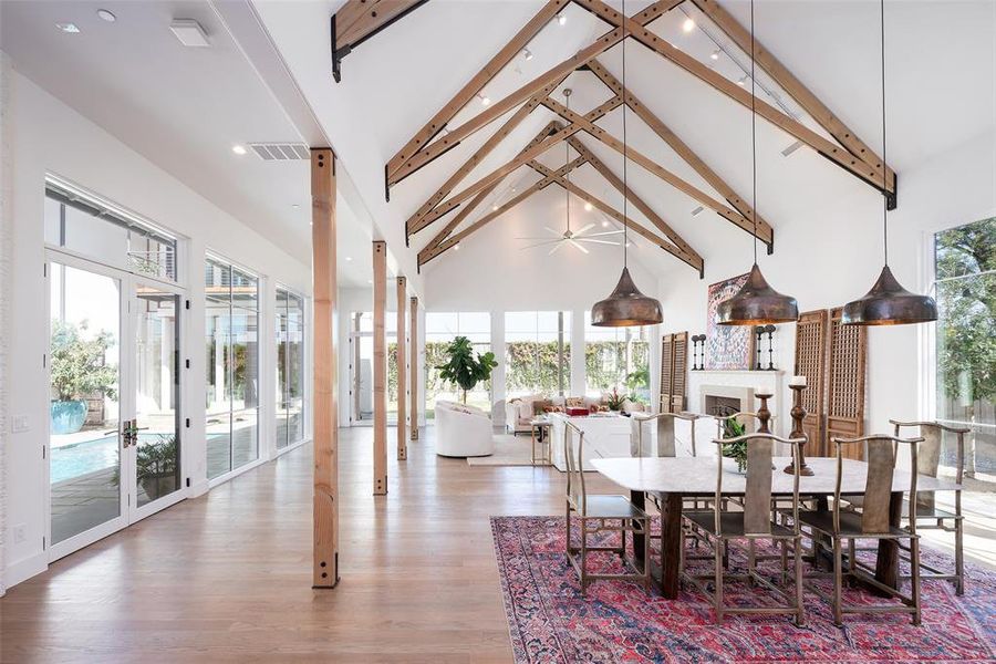 Community amenities in , Dallas (Image 34).