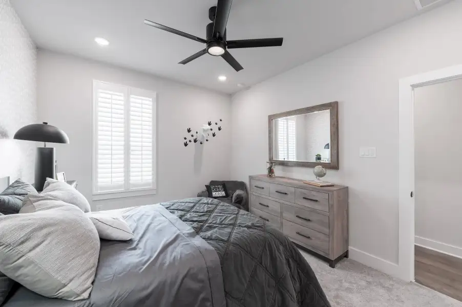 Furnished interior view inside a new home in Sienna 60’, Missouri City (Image 38). Furnished interior view inside a new home in Sienna 60’, Missouri City (Image 38).
