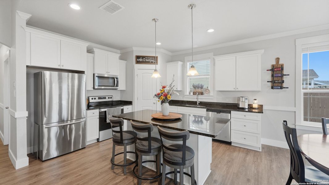 Furnished interior view inside a new home in , La Vernia (Image 15).