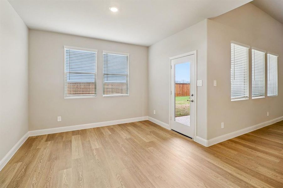 Spacious, unfurnished interior of a new home in Lakehaven - Premier Series, Farmersville (Image 23).