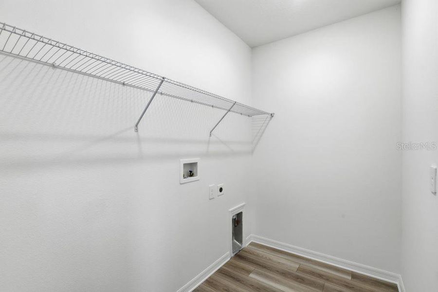 Spacious, unfurnished interior of a new home in Center Lake Ranch Community Group Page, St. Cloud (Image 26).