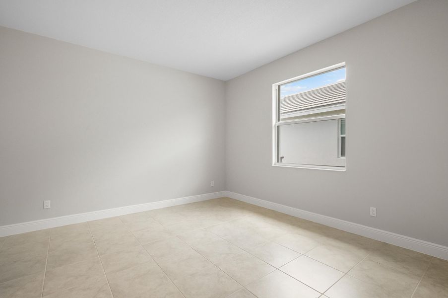 Secondary Bedroom | 12507 SW Sunrise Lake Terrace