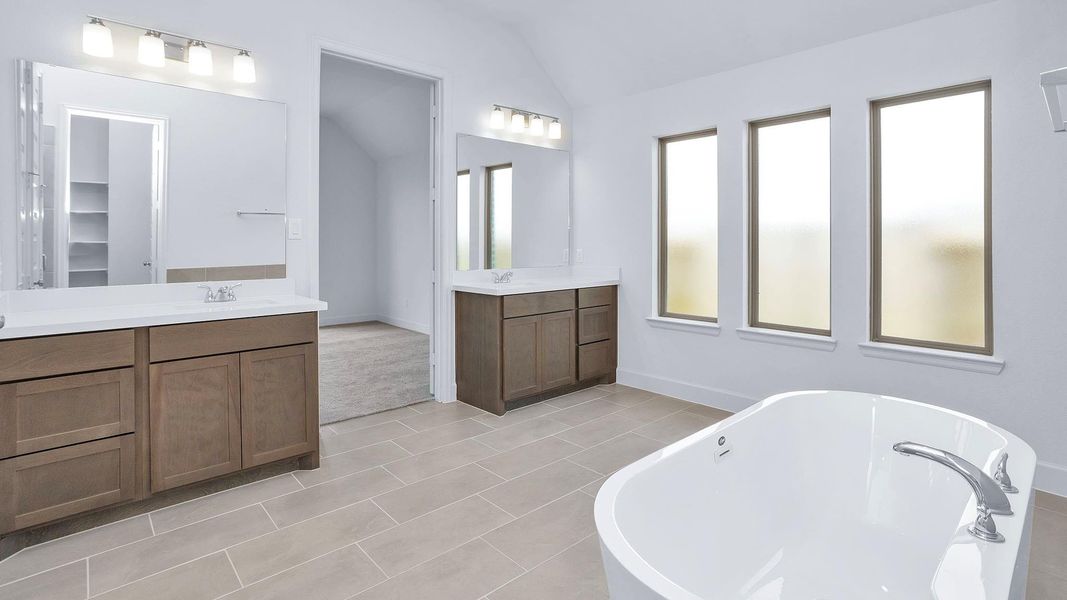 Image 18 of a home in Grand Central Park 50'. Image 18 of a home in Grand Central Park 50'.