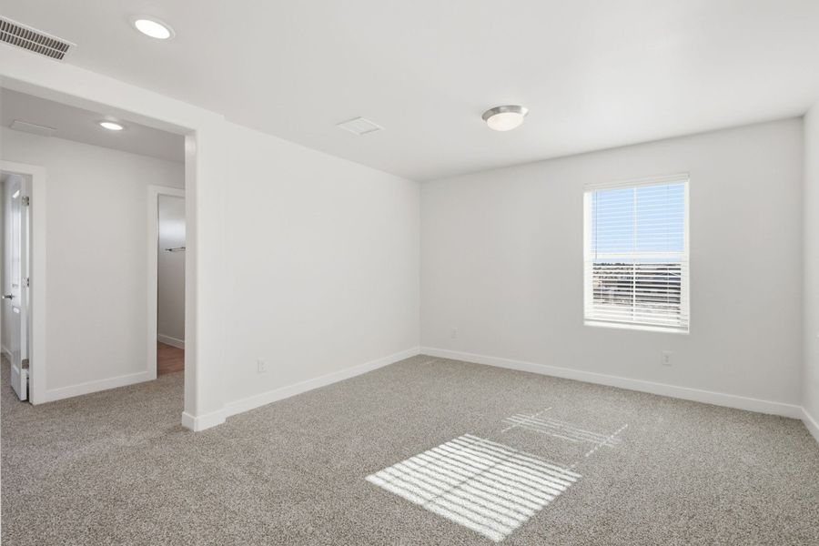 Representative unfurnished interior of a home built from the Timberon I by Hakes Brothers in Emerald Estates, El Paso (Image 32).