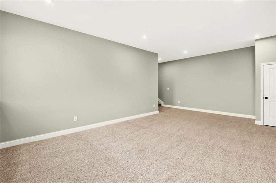 Spacious, unfurnished interior of a new home in Hidden Fields, Hoschton (Image 37). Spacious, unfurnished interior of a new home in Hidden Fields, Hoschton (Image 37).