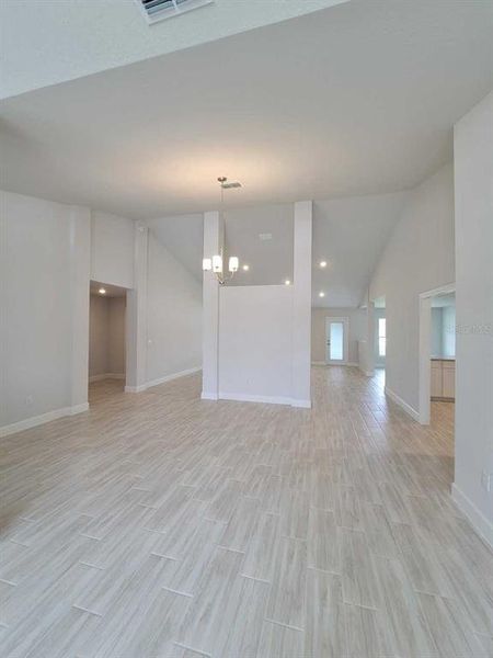 Image 24 of a home in Marion Oaks.