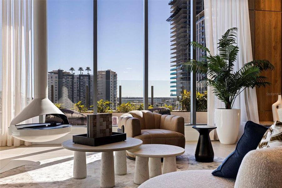 Condo located in St. Petersburg, FL showcasing its design and architecture (Image 47).