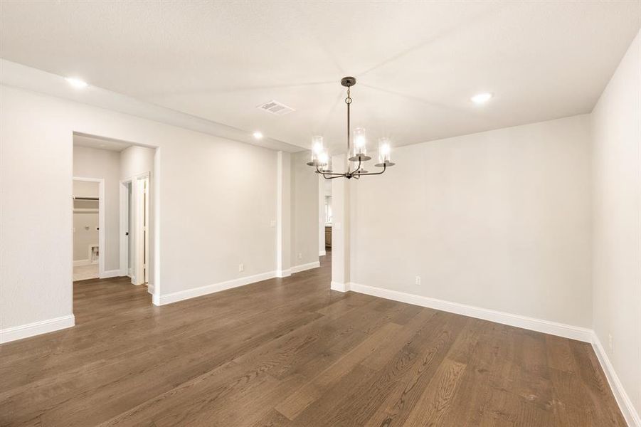 Spacious, unfurnished interior of a new home in Liberty, Melissa (Image 28).